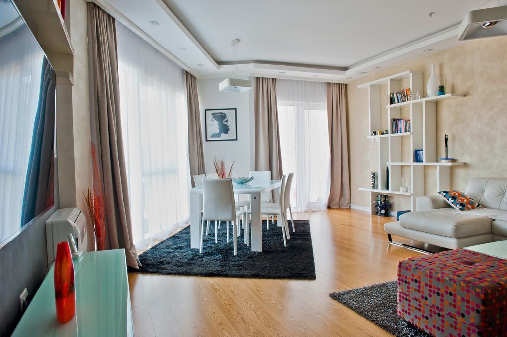Delux And Urban Apartments Hotel Tre Canne Budva Kültér fotó