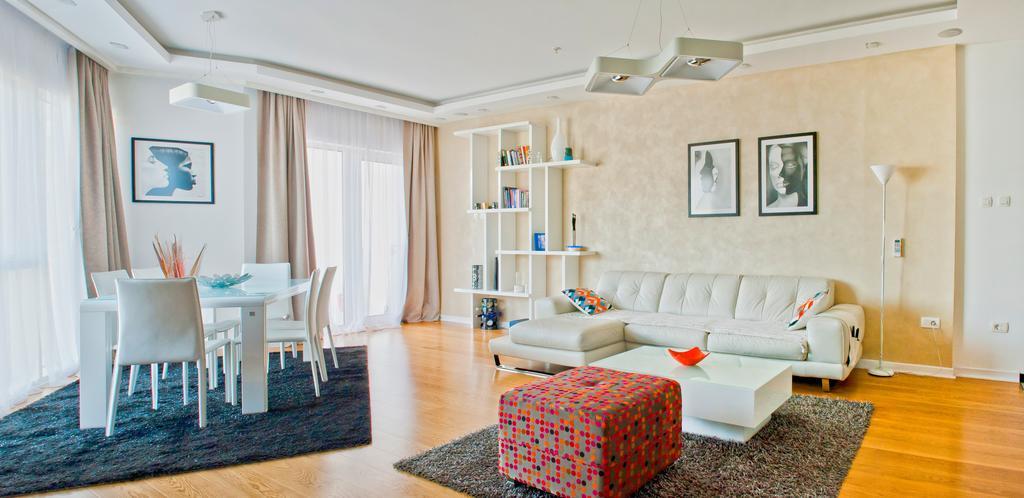 Delux And Urban Apartments Hotel Tre Canne Budva Kültér fotó