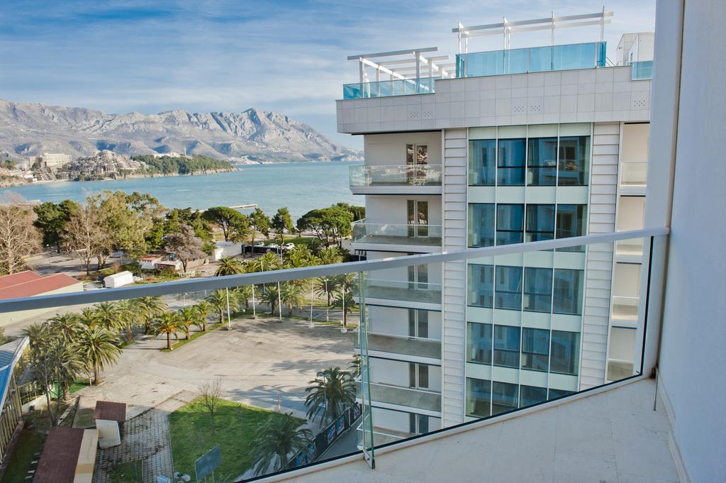 Delux And Urban Apartments Hotel Tre Canne Budva Kültér fotó