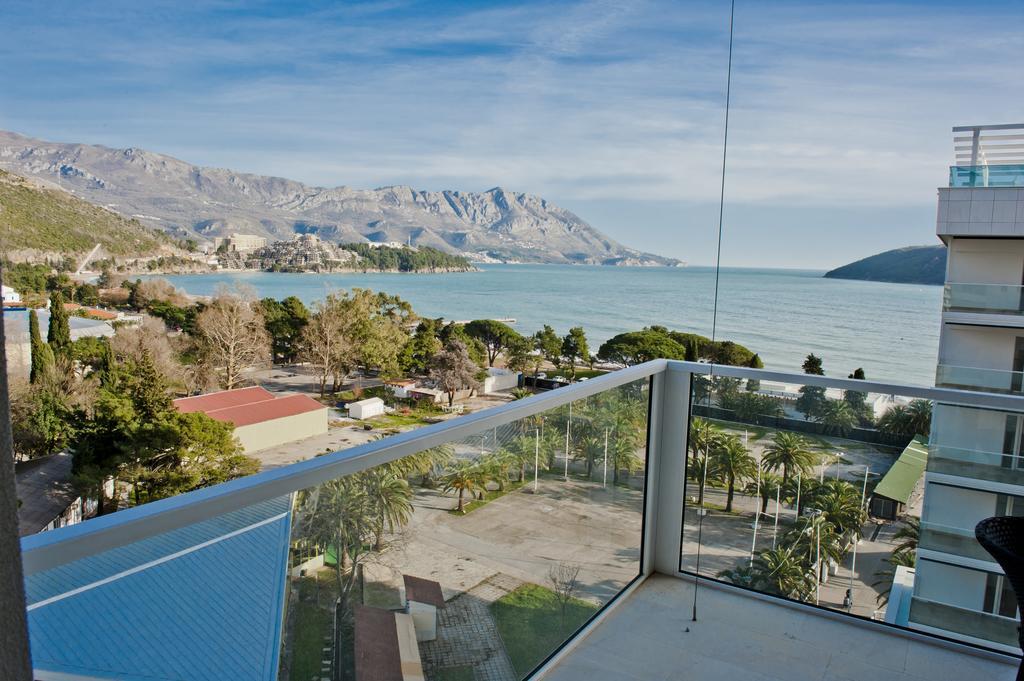 Delux And Urban Apartments Hotel Tre Canne Budva Kültér fotó