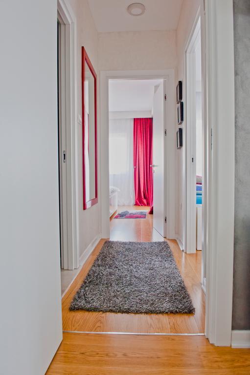 Delux And Urban Apartments Hotel Tre Canne Budva Kültér fotó