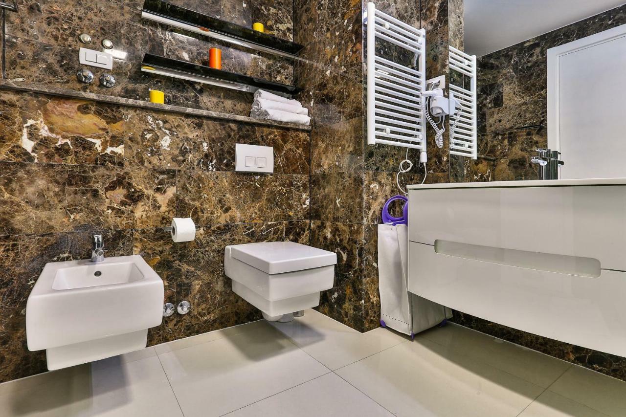 Delux And Urban Apartments Hotel Tre Canne Budva Kültér fotó